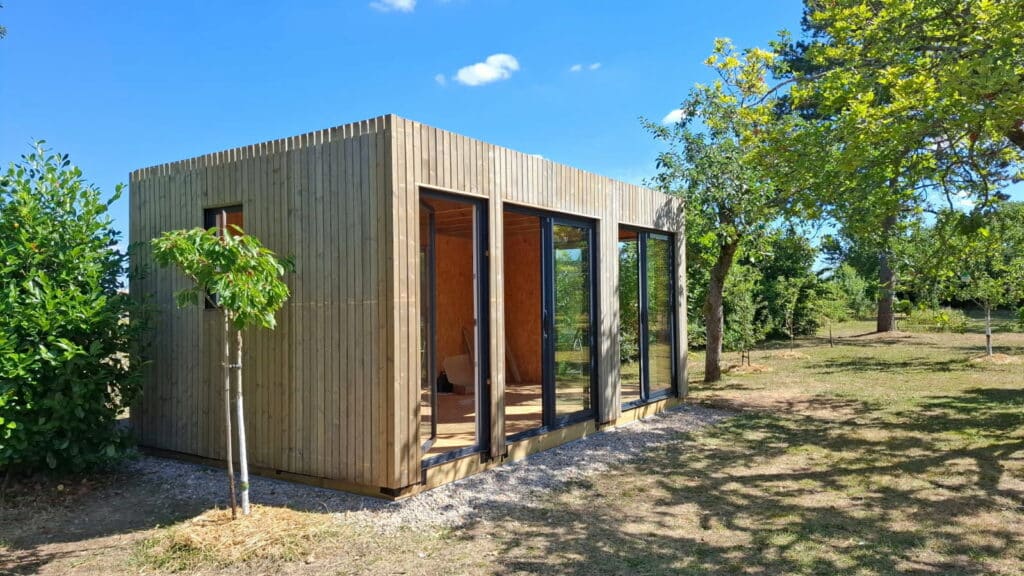 Studio de jardin en bois, réalisation, environnement