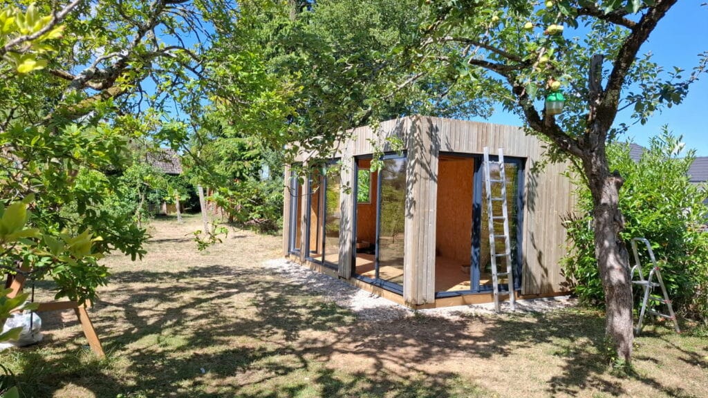 Studio de jardin en bois, réalisation, environnement