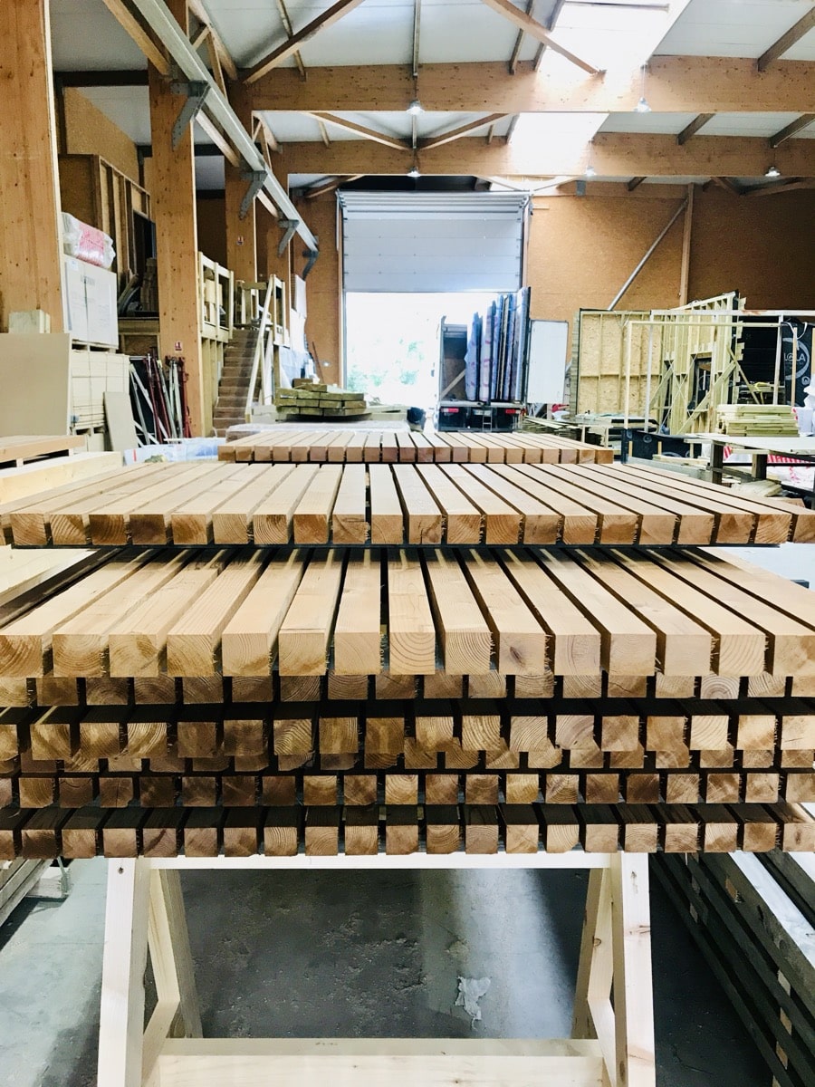 Atelier intérieur Illies — production studio démarre dès réception du virement