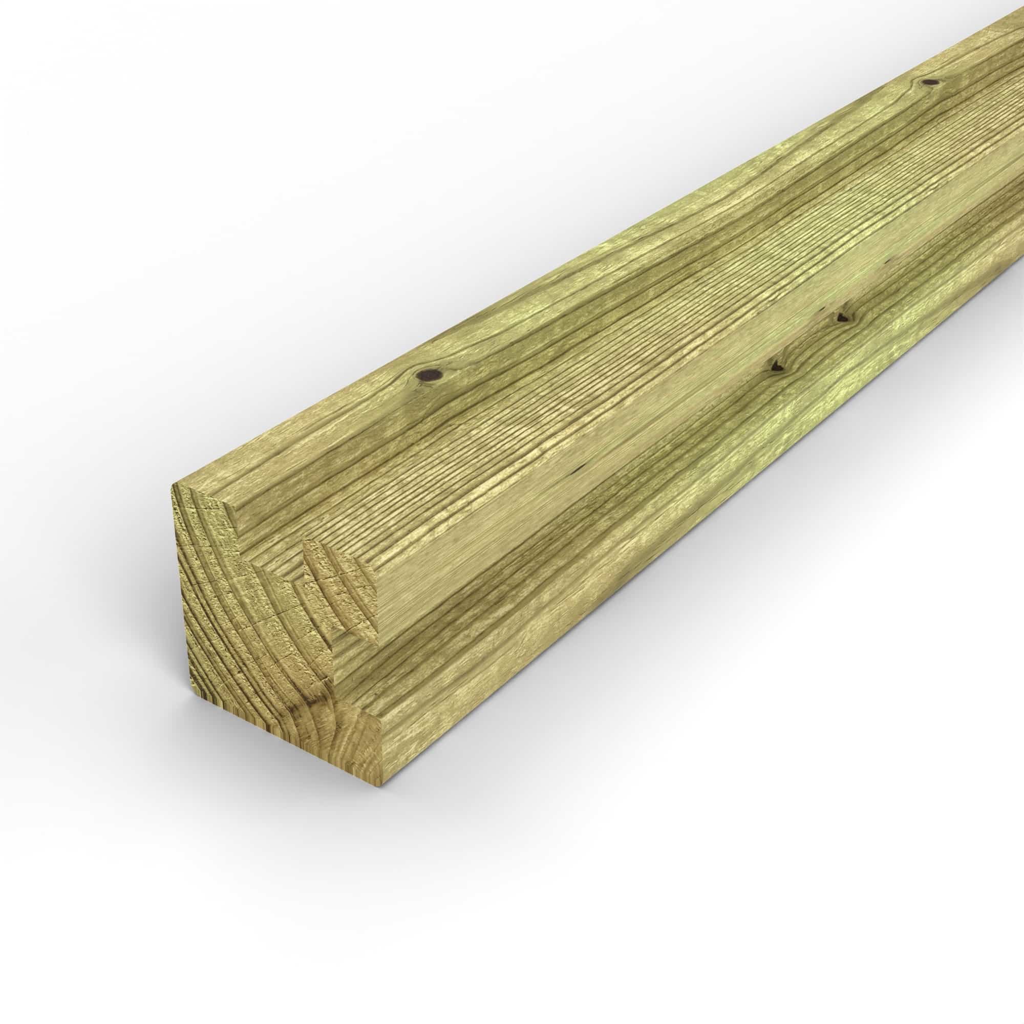 Poteau en pin sylvestre profil L traité autoclave vert classe 4 – Section 90x90 mm L, vue principale, Studio Français